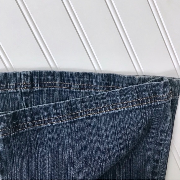 •Kenneth Cole• boot cut jeans - Picture 4 of 5